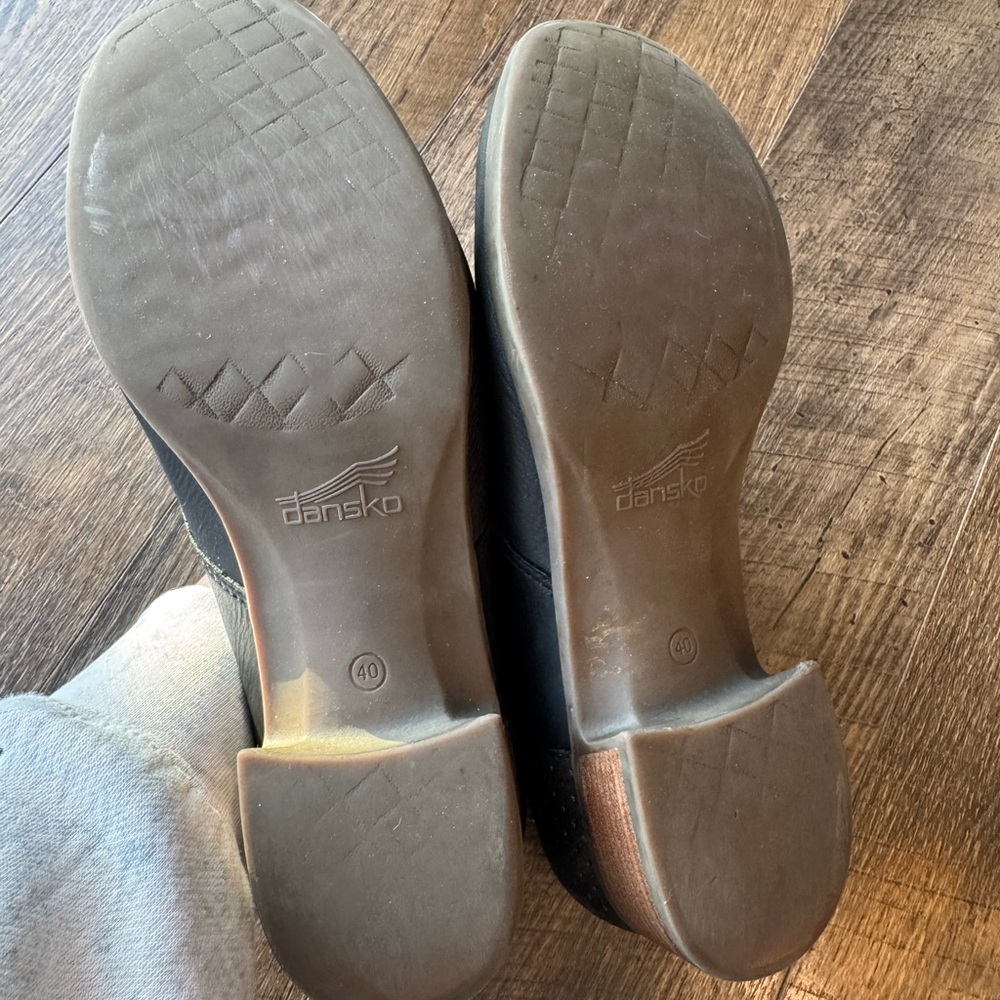 Dansko Louise Oxford Size 40 - Picture 5 of 7